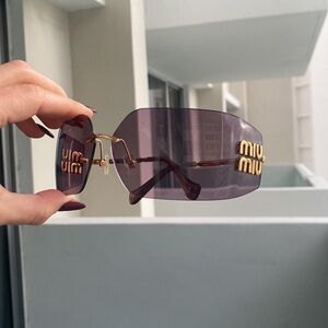 Miu Miu MU 54YS sunglasses